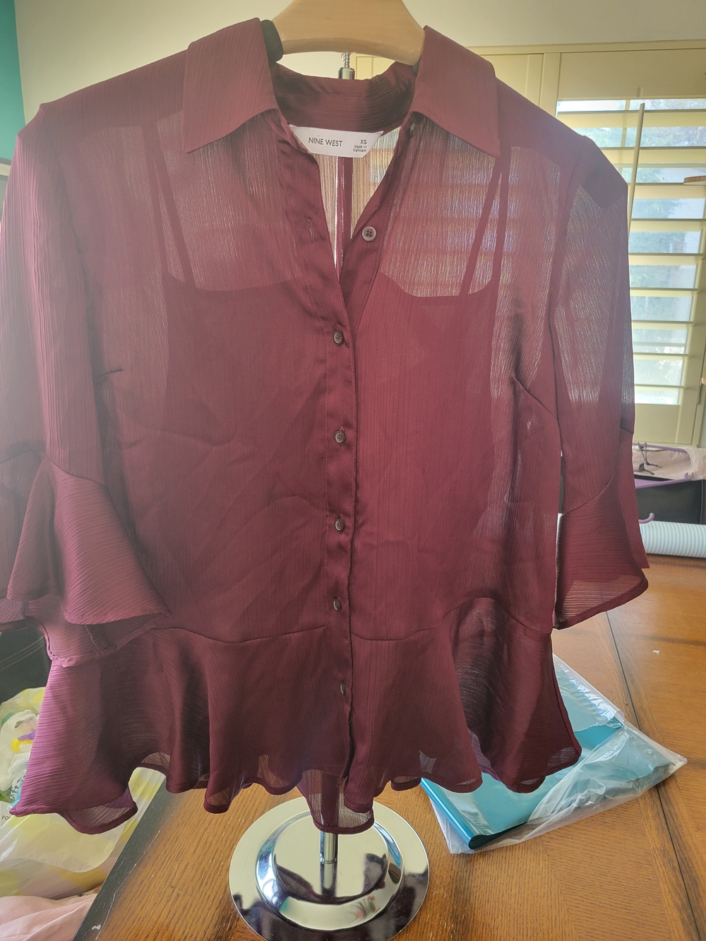Nwt Nine West Women's Burgundy Sheer Button-Front Peplum Blouse